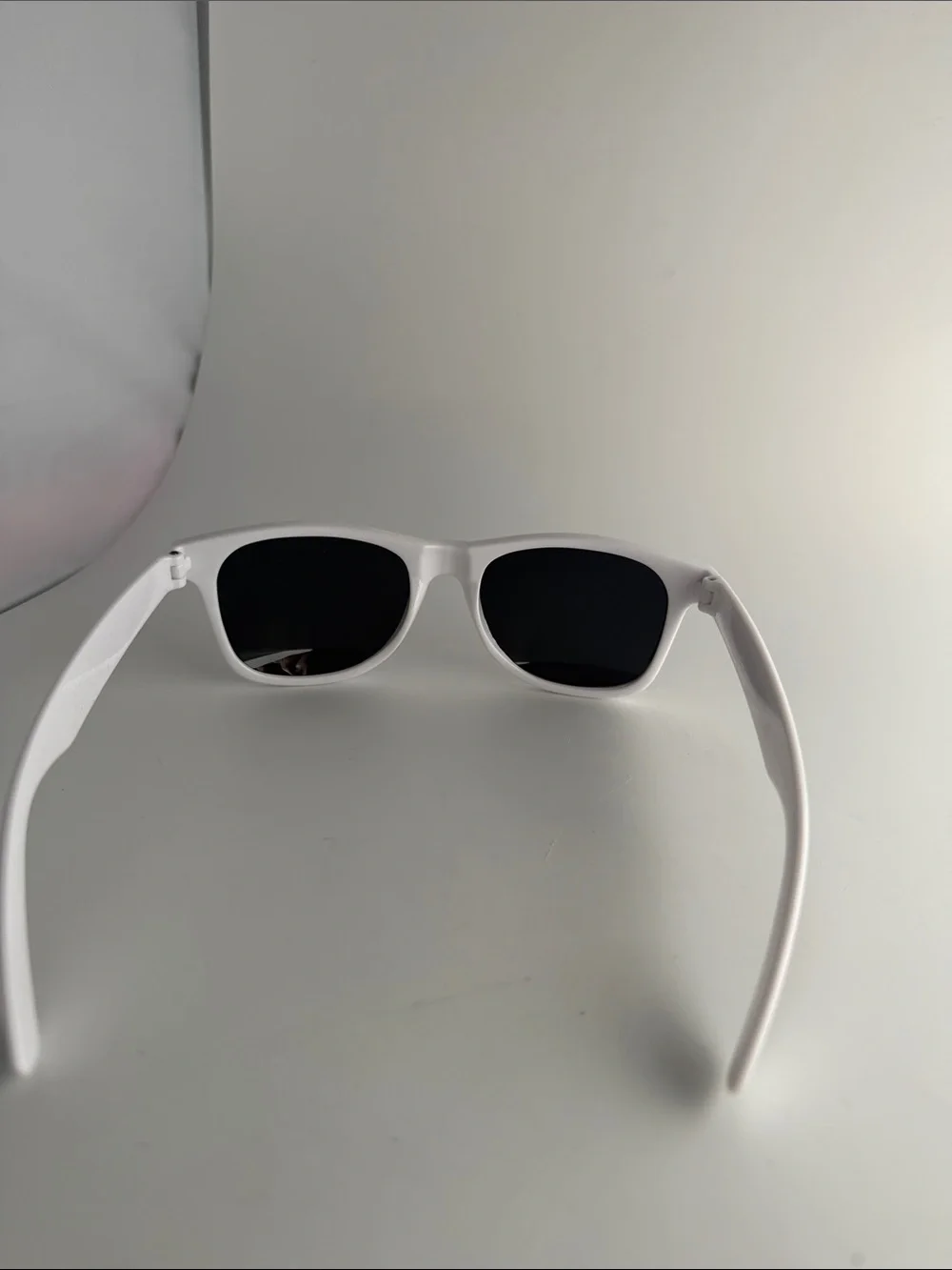White Sun Glasses by El Cristiano 1761